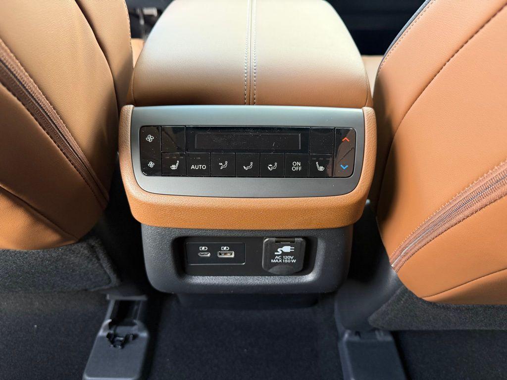 new 2025 Nissan Pathfinder car, priced at $47,340