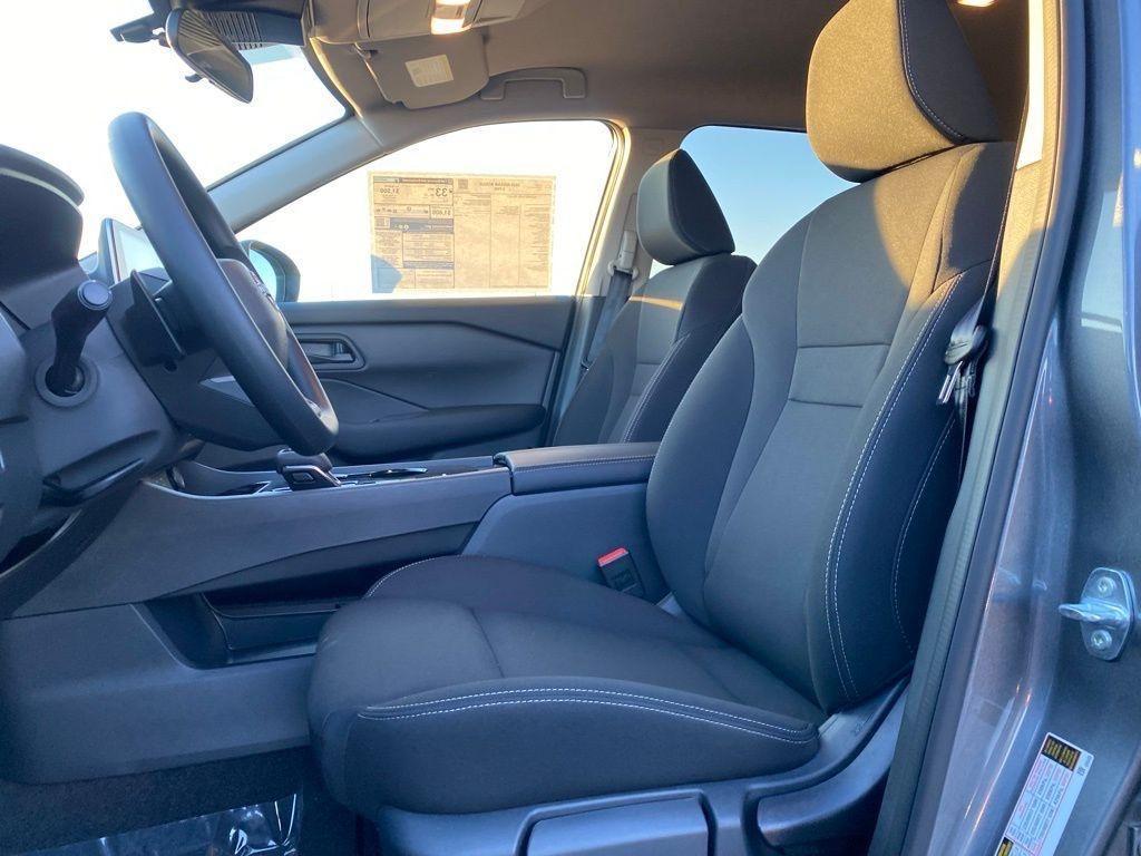 new 2025 Nissan Rogue car, priced at $25,959