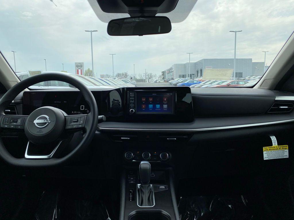 new 2025 Nissan Kicks car, priced at $23,900