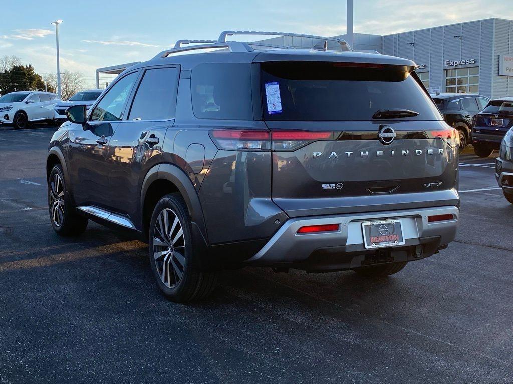 new 2025 Nissan Pathfinder car, priced at $47,416