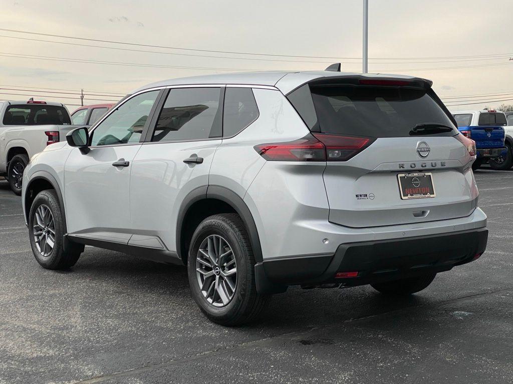 new 2025 Nissan Rogue car, priced at $25,959