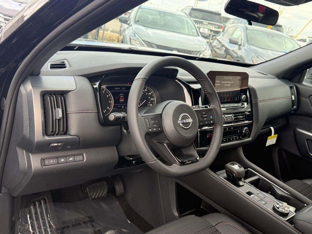 new 2025 Nissan Pathfinder car, priced at $42,425