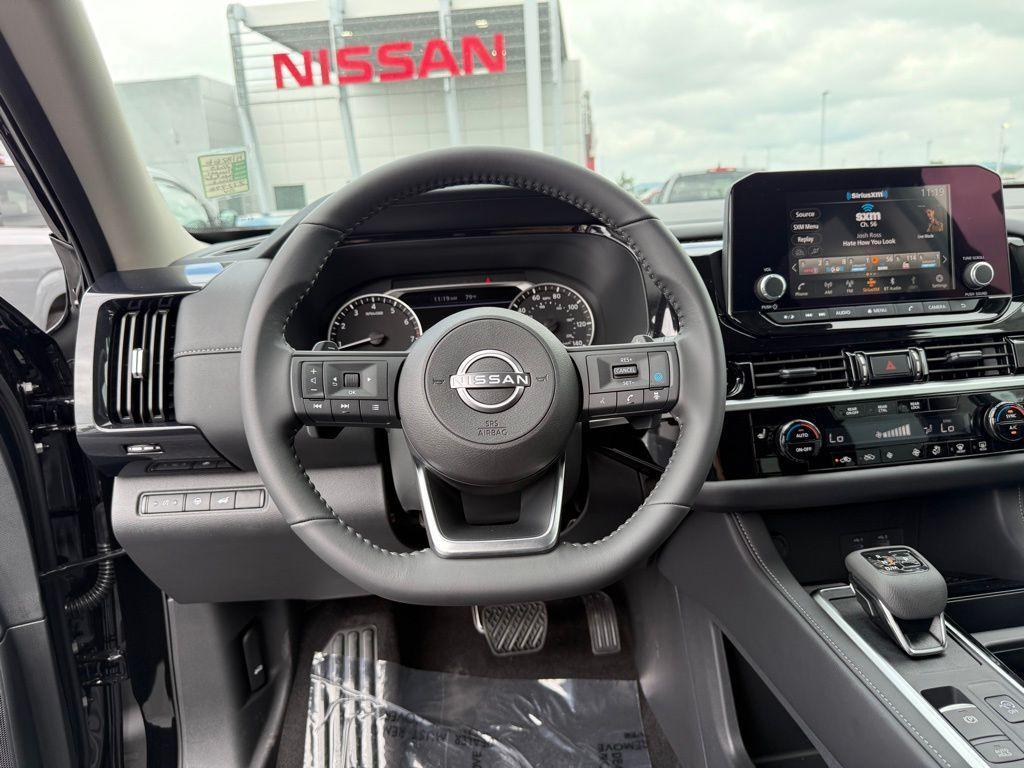 new 2025 Nissan Pathfinder car, priced at $38,197