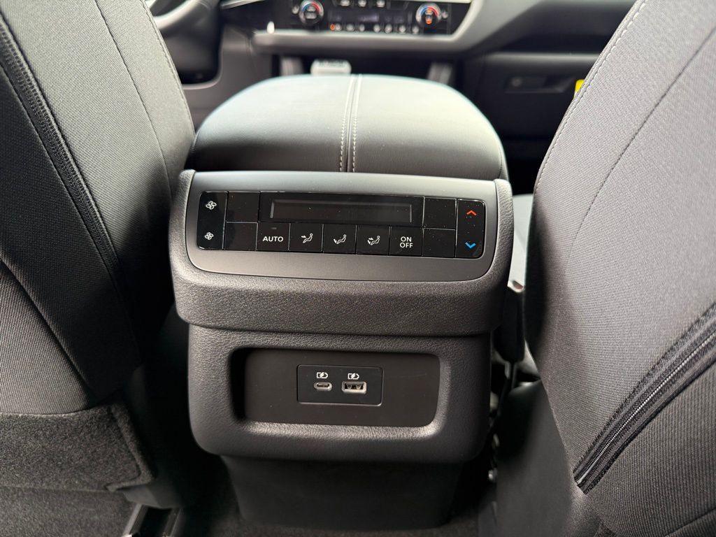 new 2025 Nissan Pathfinder car, priced at $38,197