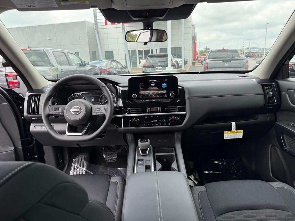 new 2025 Nissan Pathfinder car, priced at $38,197
