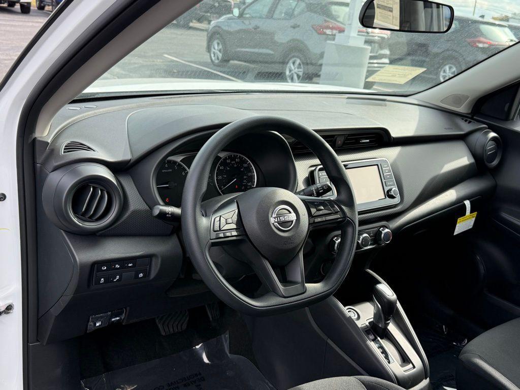 new 2025 Nissan Kicks Play car, priced at $20,865