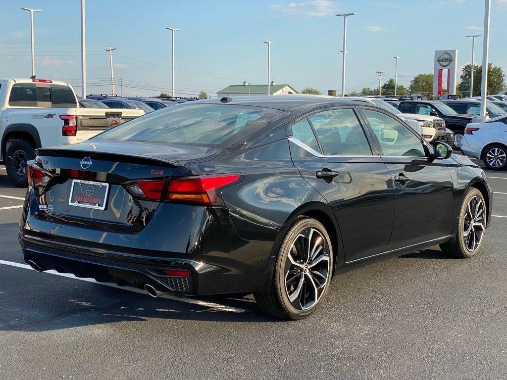 new 2025 Nissan Altima car, priced at $27,530