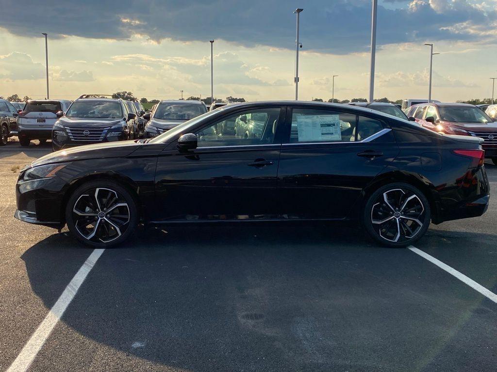 new 2025 Nissan Altima car, priced at $27,530