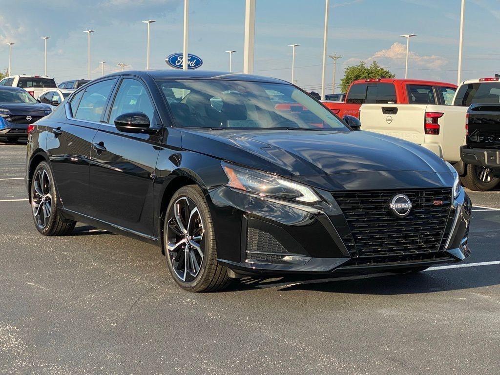 new 2025 Nissan Altima car, priced at $27,530