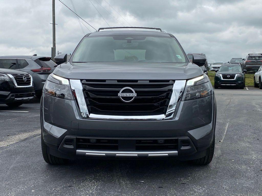 new 2025 Nissan Pathfinder car, priced at $49,550