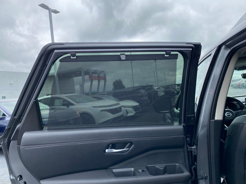 new 2025 Nissan Pathfinder car, priced at $49,550