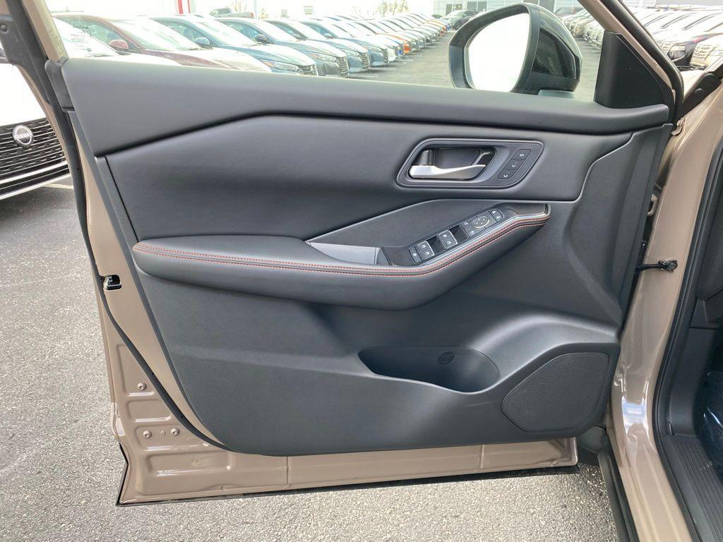 new 2025 Nissan Rogue car, priced at $33,973