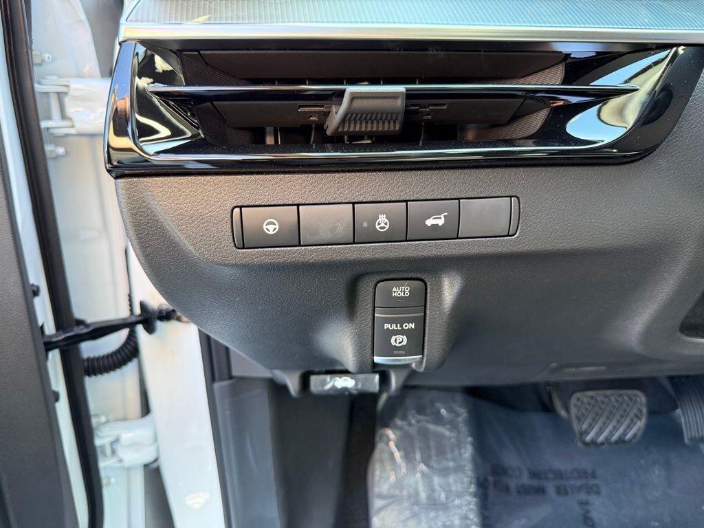 new 2025 Nissan Murano car, priced at $43,628