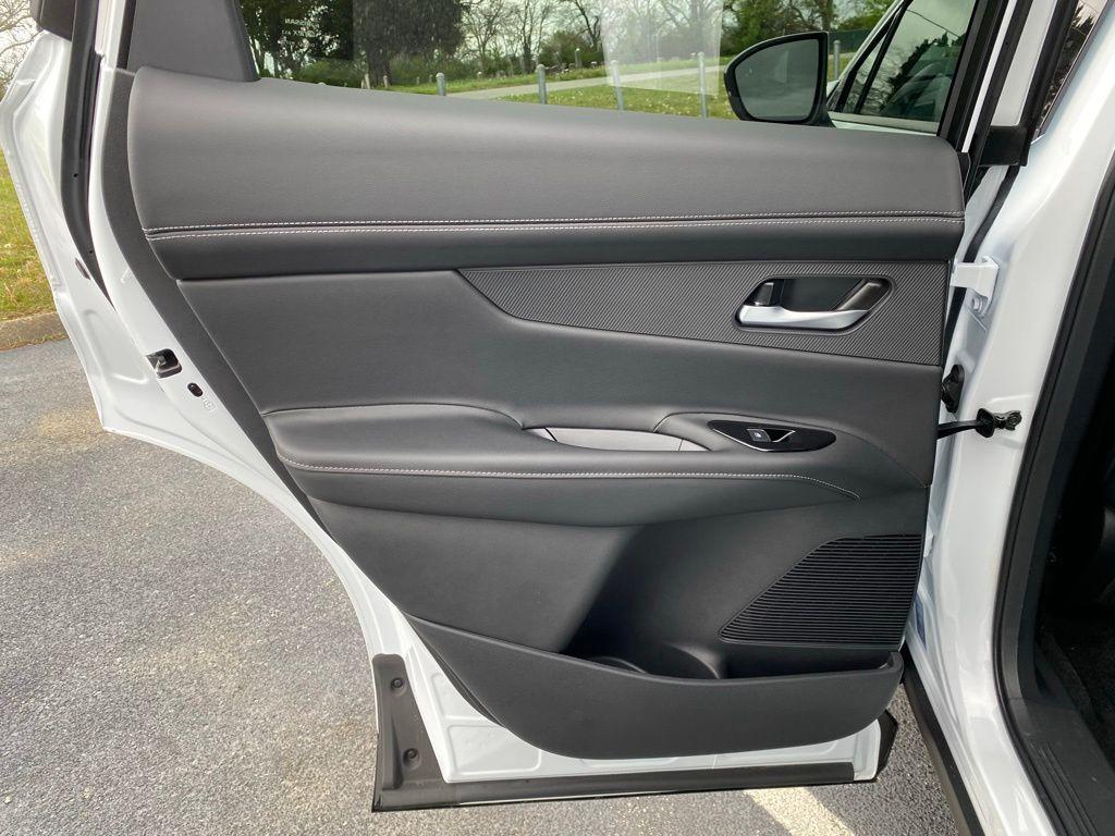 new 2025 Nissan Murano car, priced at $47,702