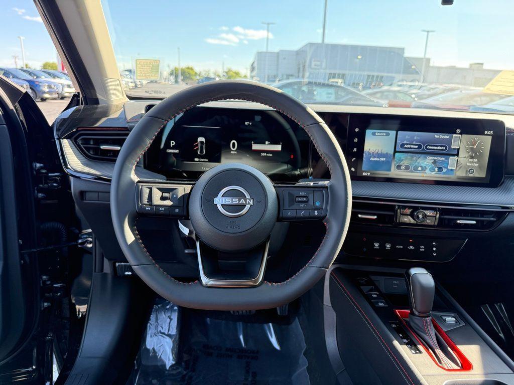 new 2025 Nissan Kicks car, priced at $25,106