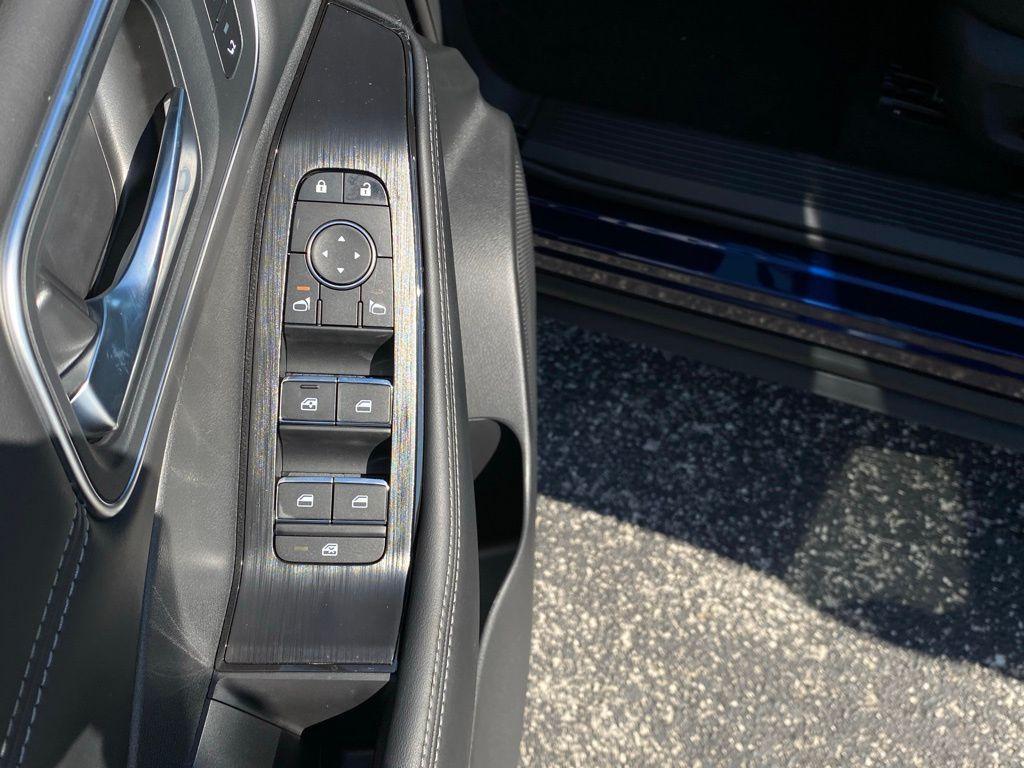 new 2025 Nissan Rogue car, priced at $41,675