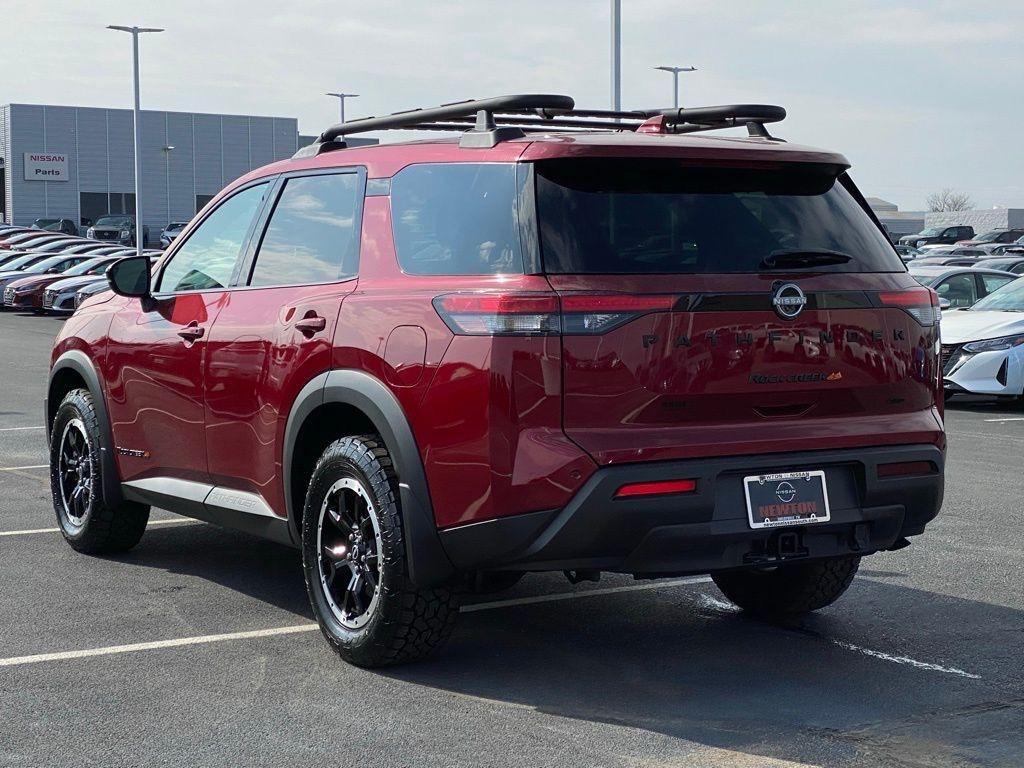 new 2025 Nissan Pathfinder car, priced at $42,805