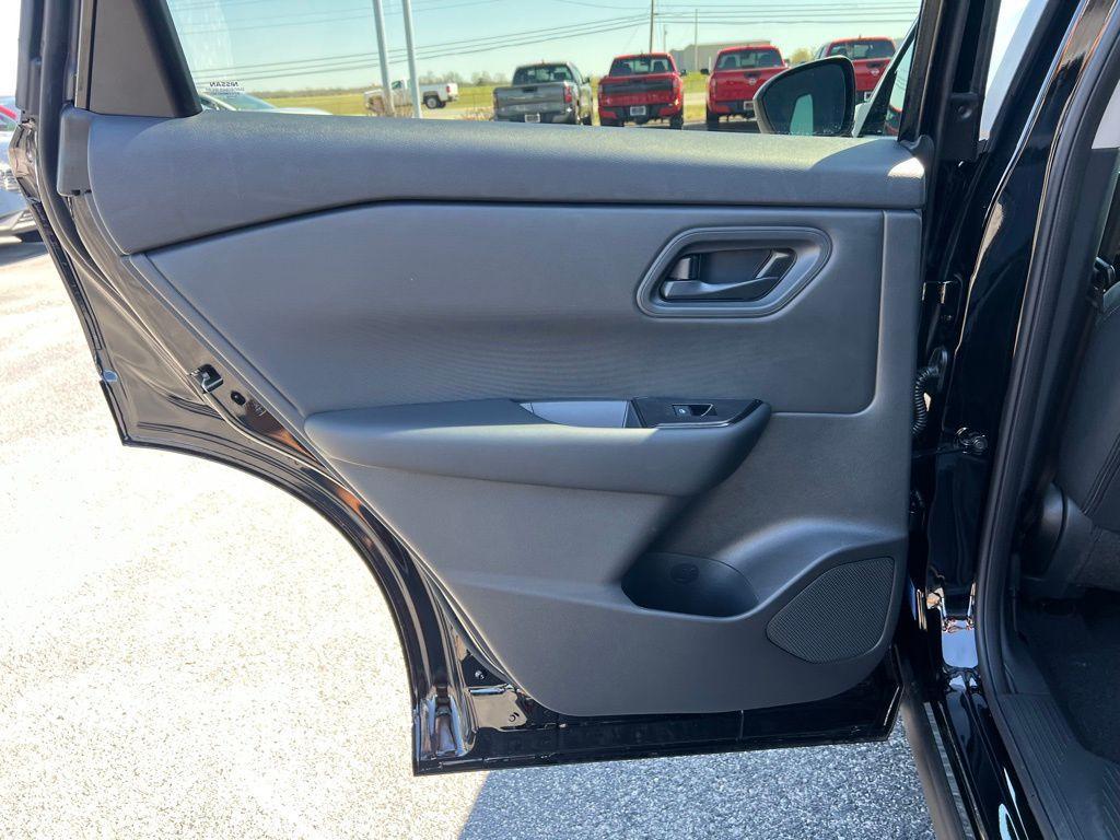 new 2025 Nissan Rogue car, priced at $25,959
