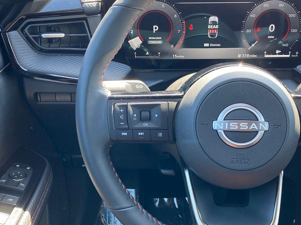 new 2025 Nissan Kicks car, priced at $27,956