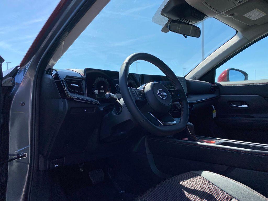 new 2025 Nissan Kicks car, priced at $27,956
