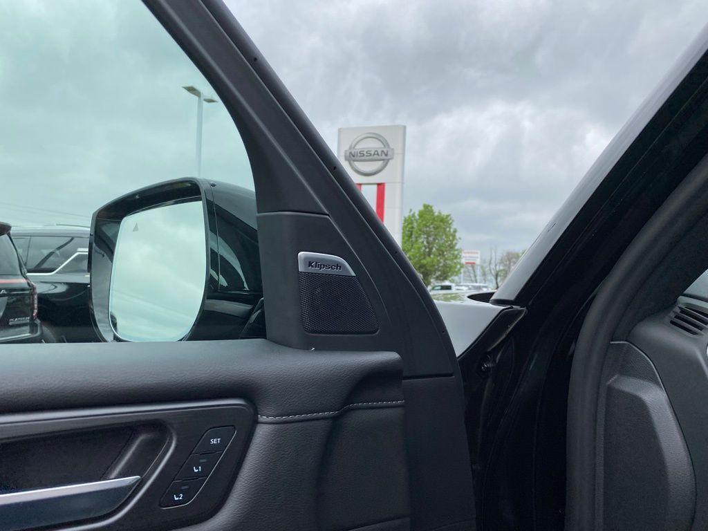new 2025 Nissan Armada car, priced at $65,981