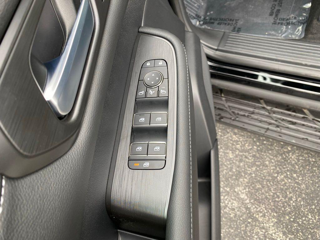 new 2025 Nissan Armada car, priced at $65,981