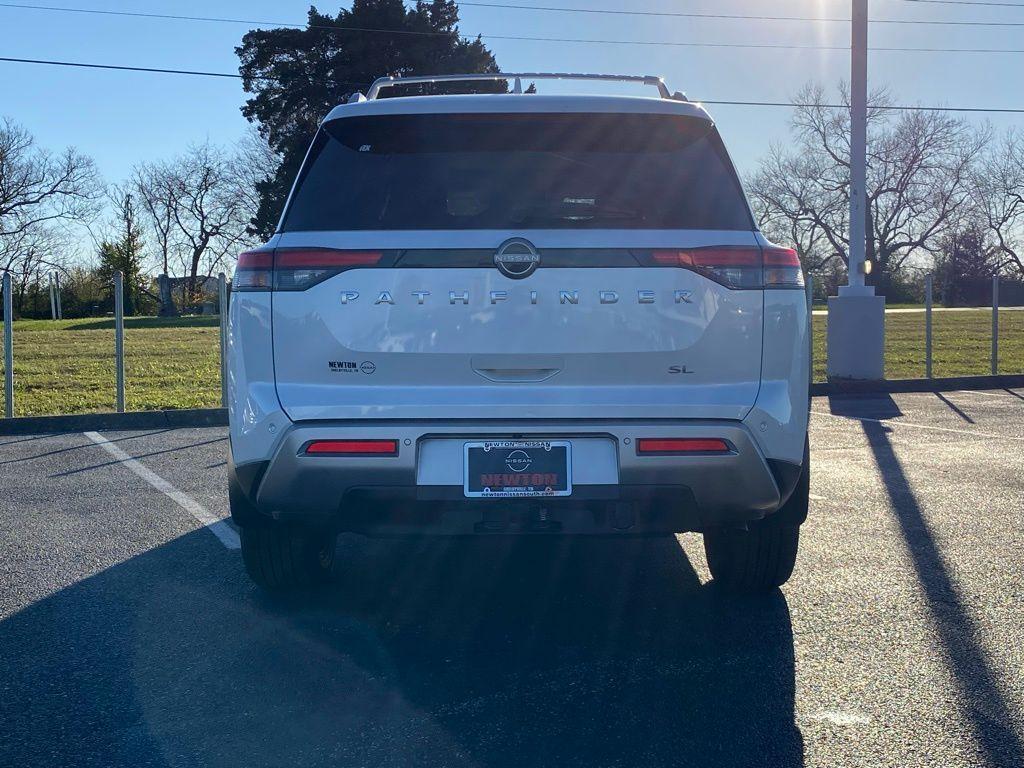 new 2025 Nissan Pathfinder car, priced at $43,567