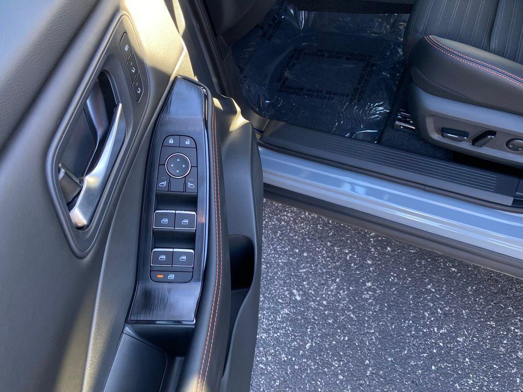 new 2025 Nissan Rogue car, priced at $33,894