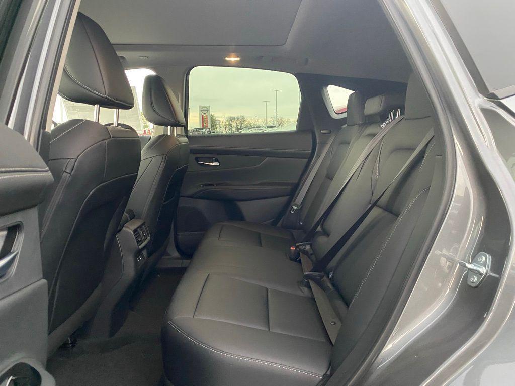new 2025 Nissan Murano car, priced at $45,802