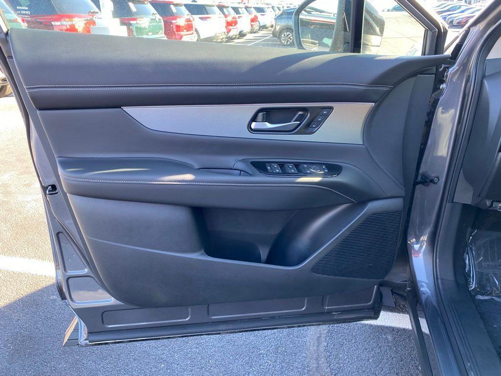 new 2025 Nissan Murano car, priced at $45,802