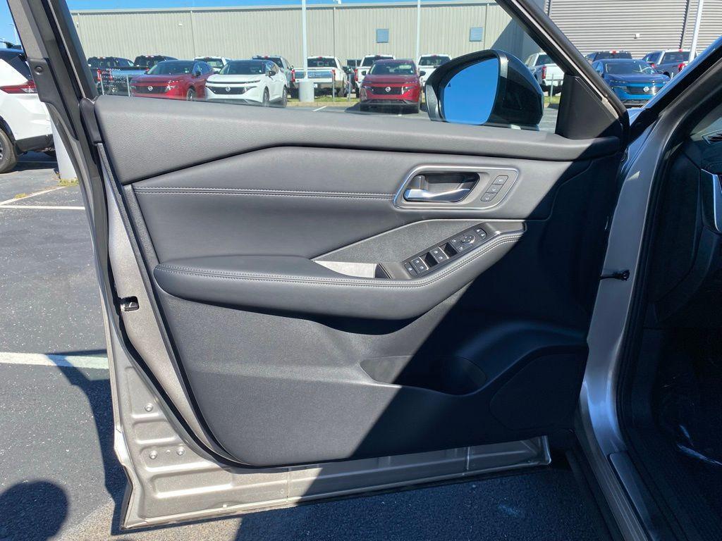 new 2026 Nissan Rogue car, priced at $37,626