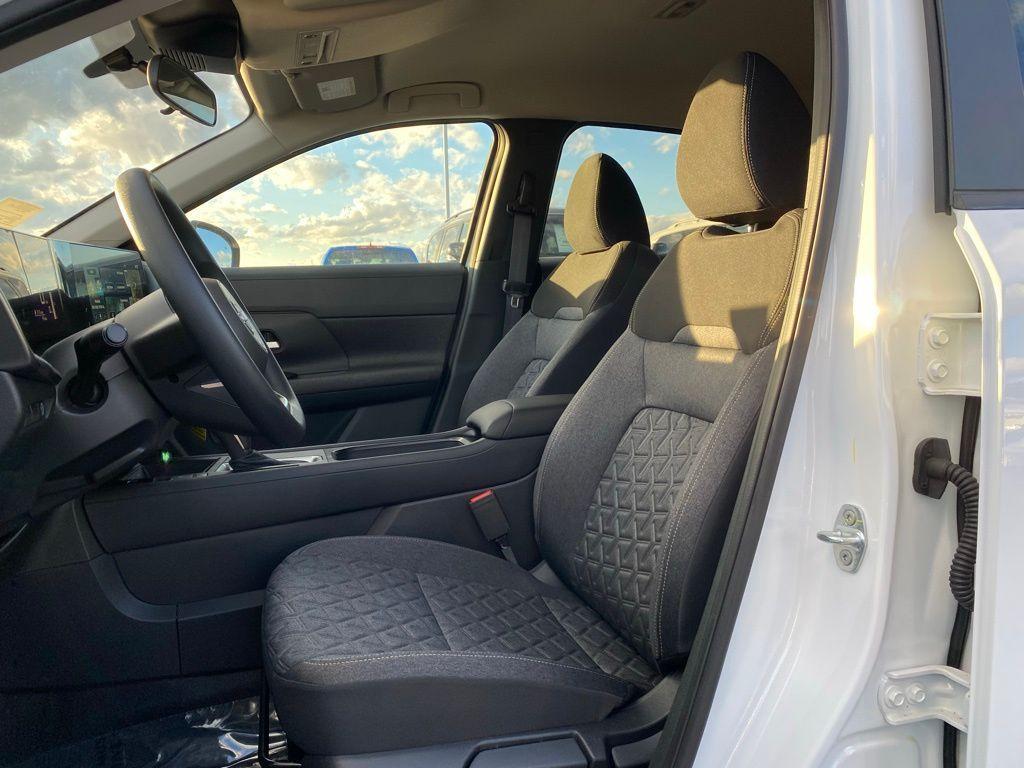 new 2025 Nissan Kicks car, priced at $24,419