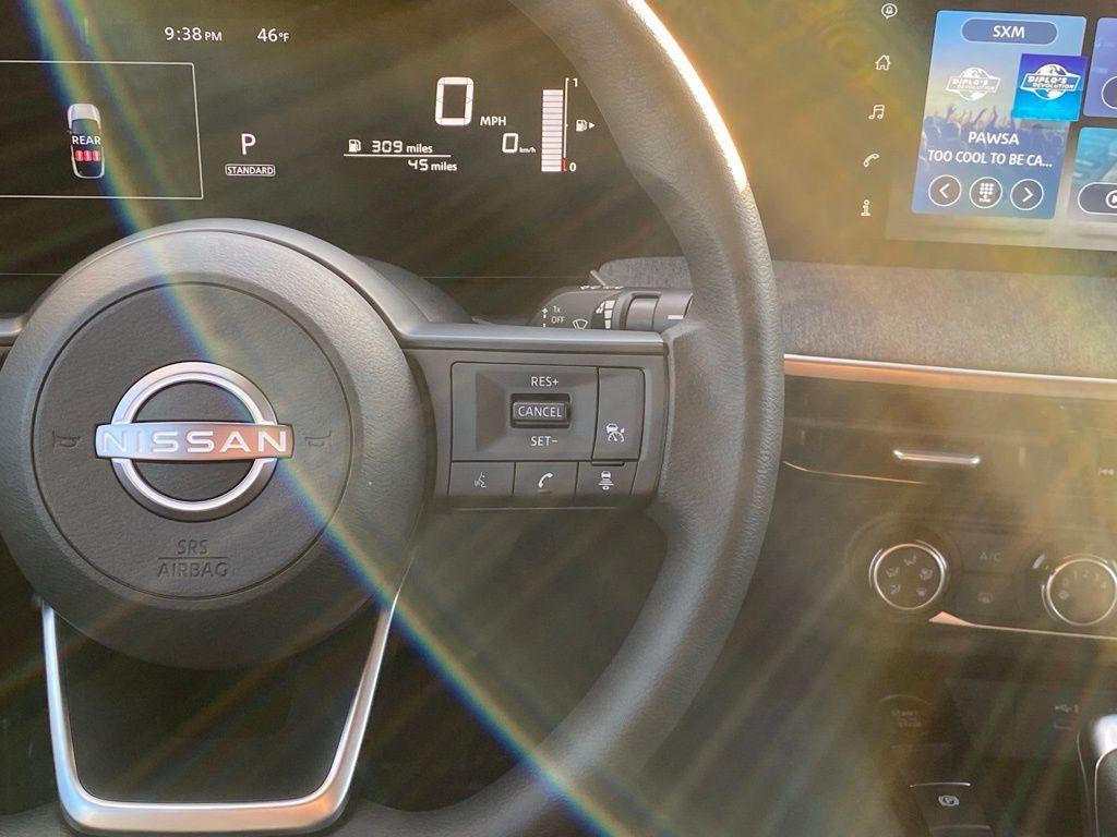 new 2025 Nissan Kicks car, priced at $24,419