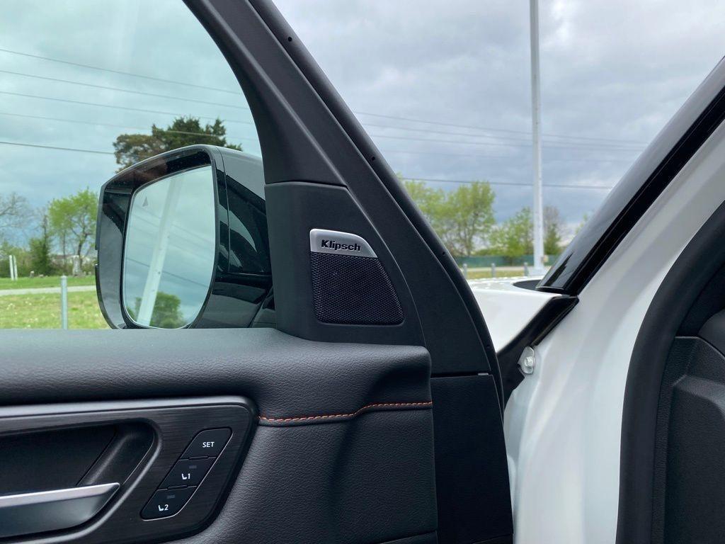 new 2025 Nissan Armada car, priced at $69,709