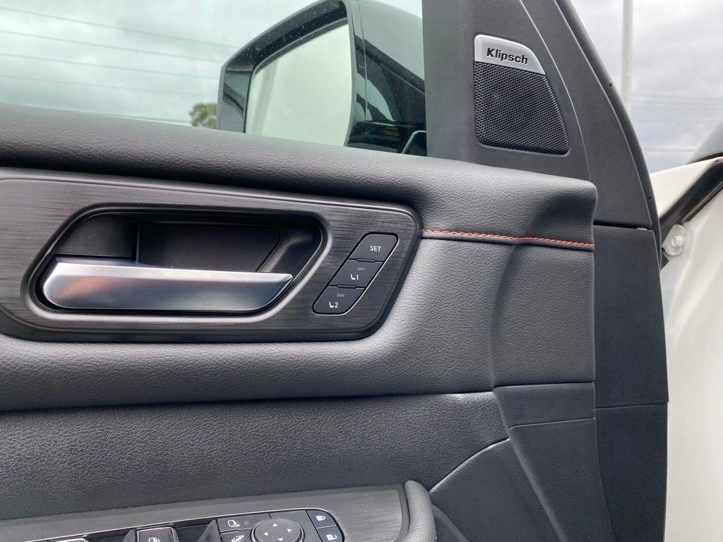 new 2025 Nissan Armada car, priced at $69,709