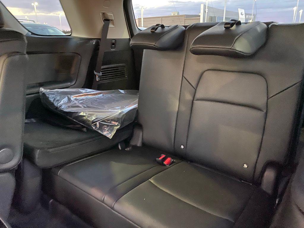 new 2025 Nissan Pathfinder car, priced at $43,567
