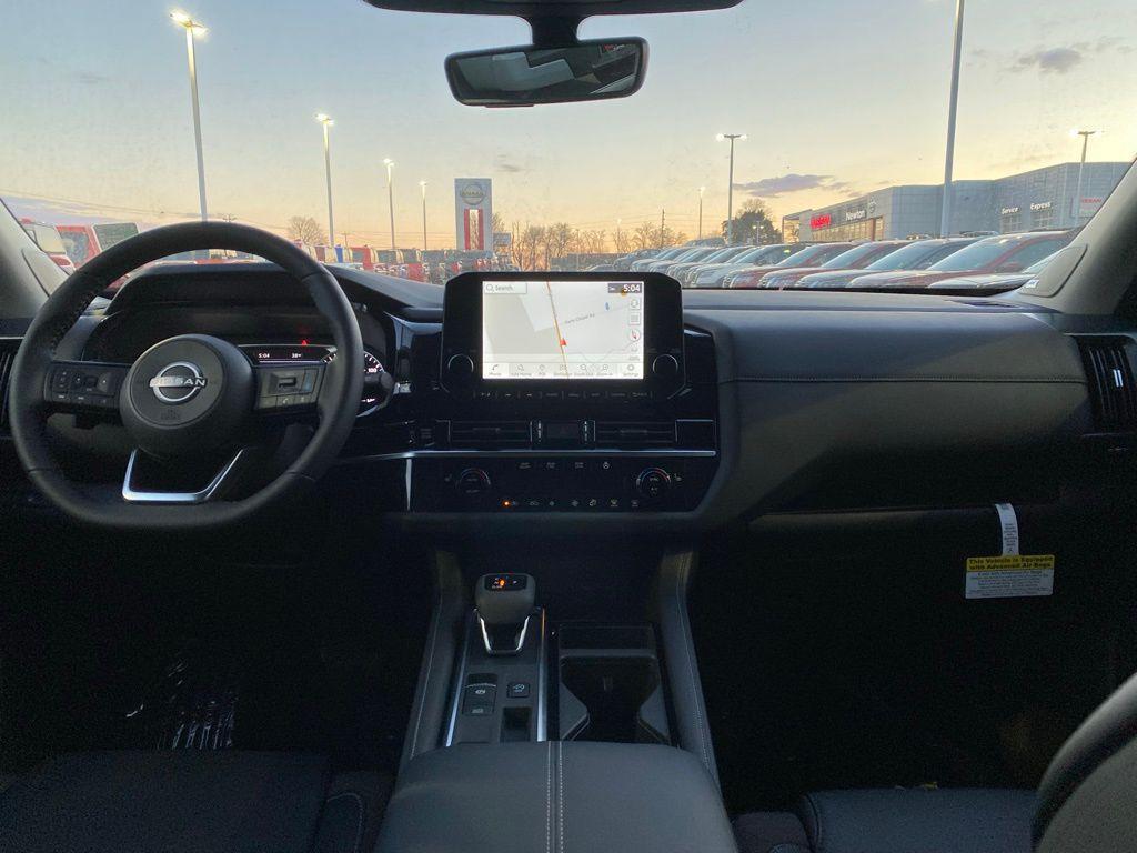 new 2025 Nissan Pathfinder car, priced at $43,567
