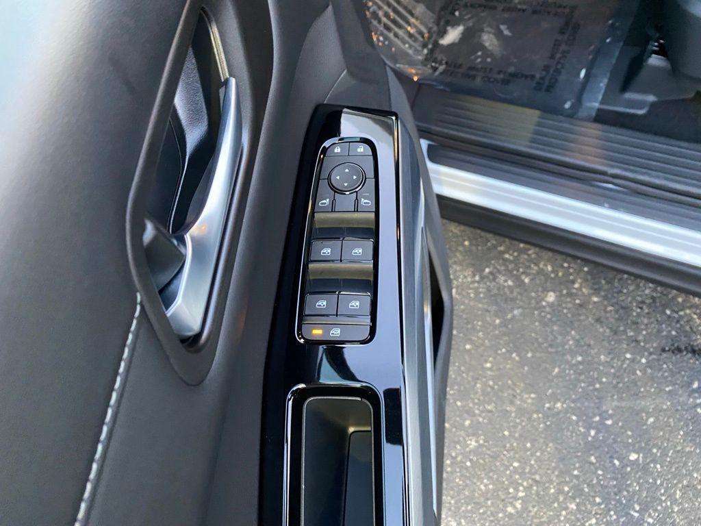 new 2025 Nissan Pathfinder car, priced at $43,567