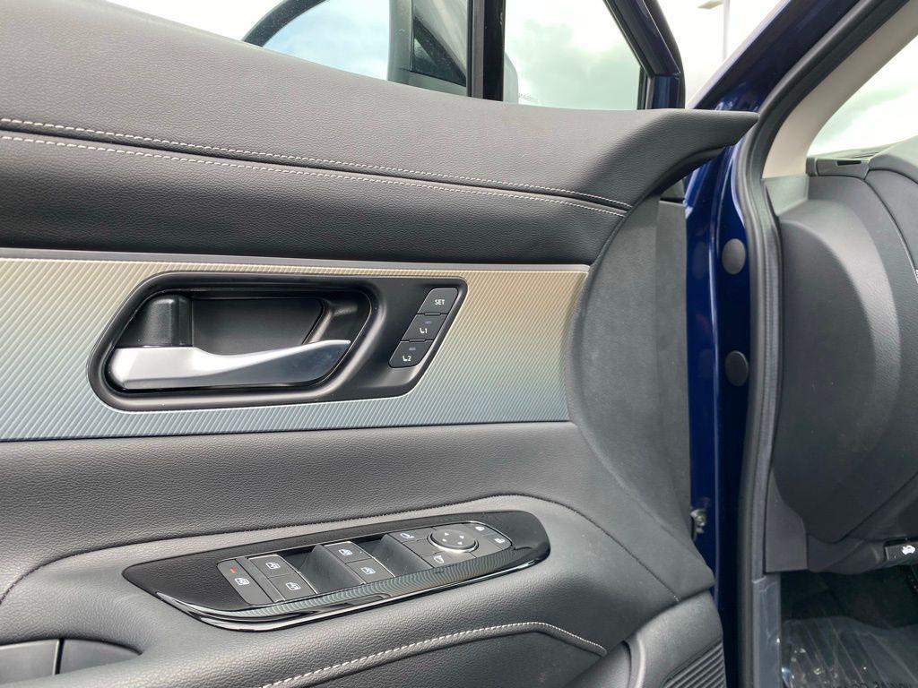 new 2025 Nissan Murano car, priced at $45,802