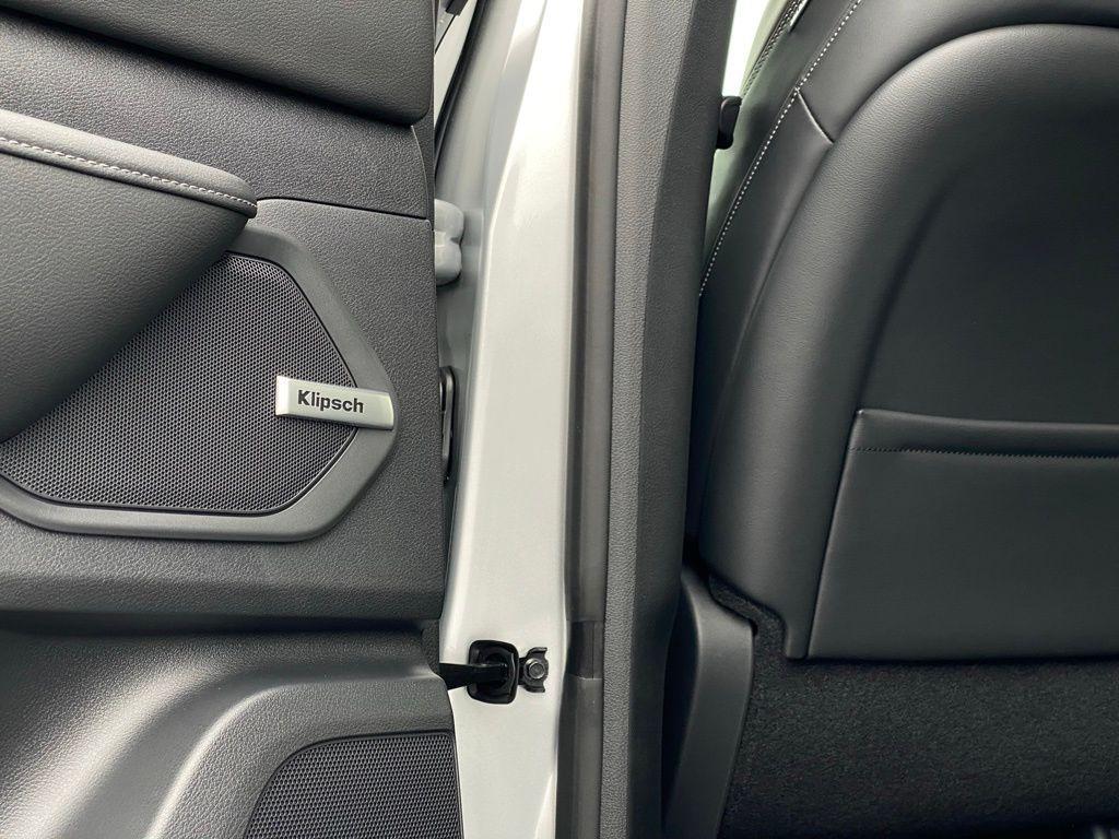 new 2025 Nissan Armada car, priced at $60,981