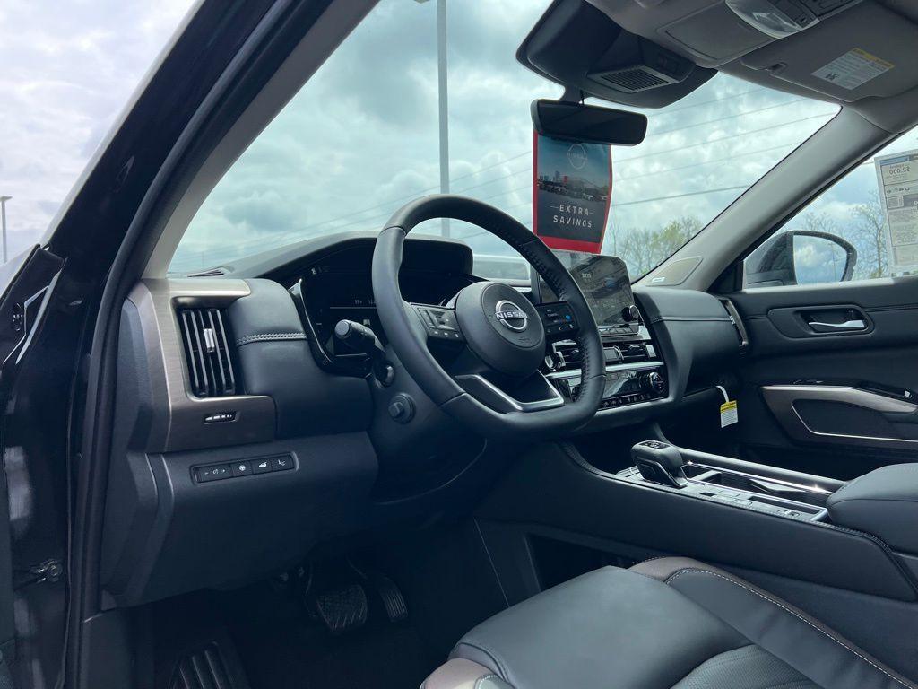 new 2025 Nissan Pathfinder car, priced at $46,636