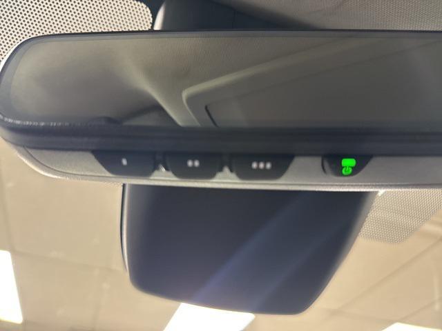 used 2022 Toyota Highlander car, priced at $34,995