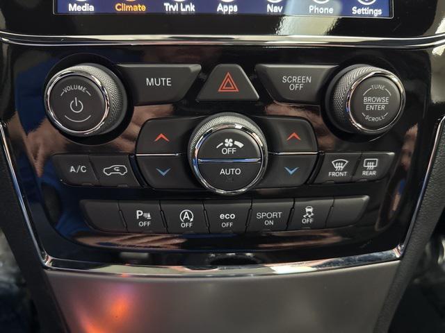 used 2022 Jeep Grand Cherokee car, priced at $29,995