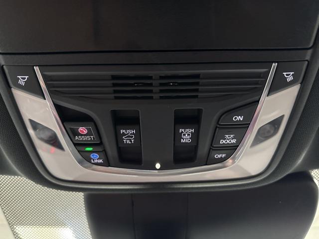 used 2022 Acura RDX car, priced at $33,995
