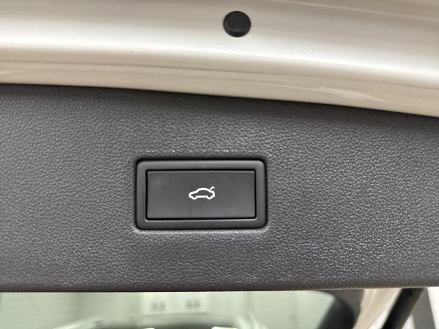 used 2022 Volkswagen Tiguan car, priced at $27,995