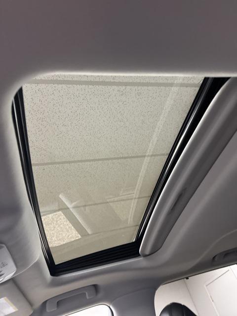 used 2022 Toyota Highlander car, priced at $37,995