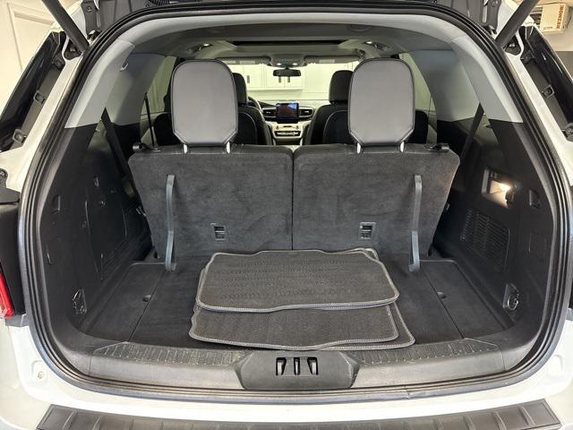 used 2022 Ford Explorer car, priced at $27,495