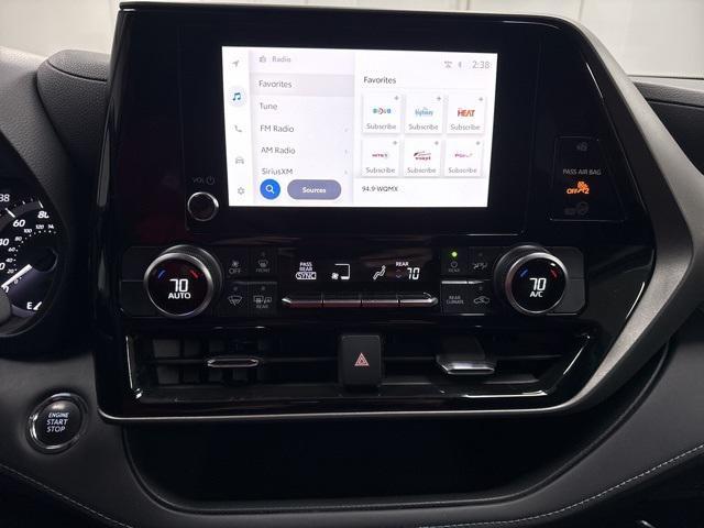 used 2023 Toyota Highlander car, priced at $32,495