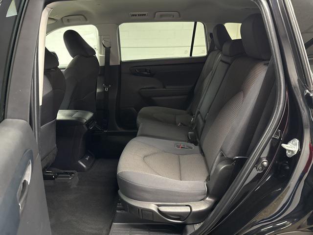 used 2023 Toyota Highlander car, priced at $32,495
