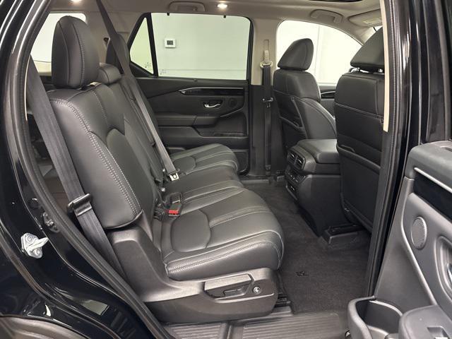 used 2023 Honda Pilot car, priced at $40,995